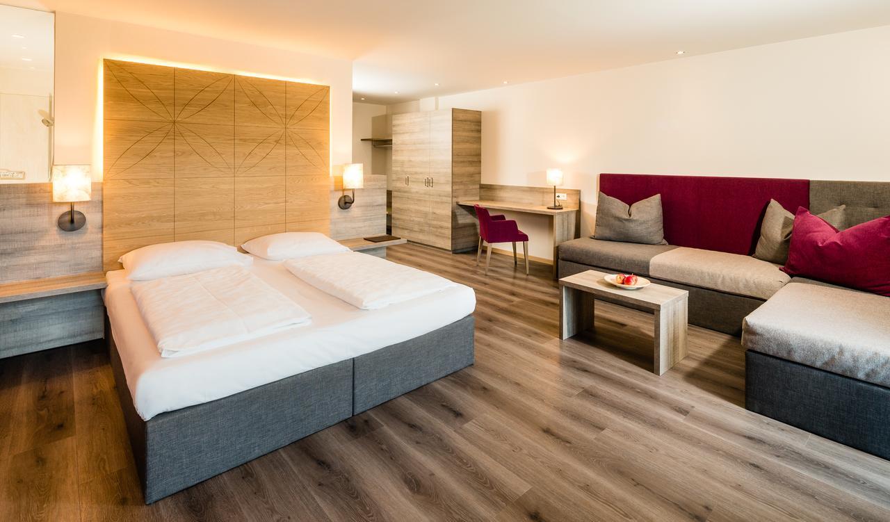 Hotel Roesslwirt Barbiano  Esterno foto